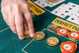 Metode pembayaran okeplay77: DANA, QRIS, OVO, GoPay, BCA, Mandiri, BRI, BNI